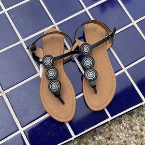 Women’s sandals, size 10